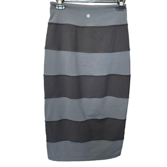 LULULEMON ~ Women's Yoga Over Skirt Size 6 - Picture 5 of 6